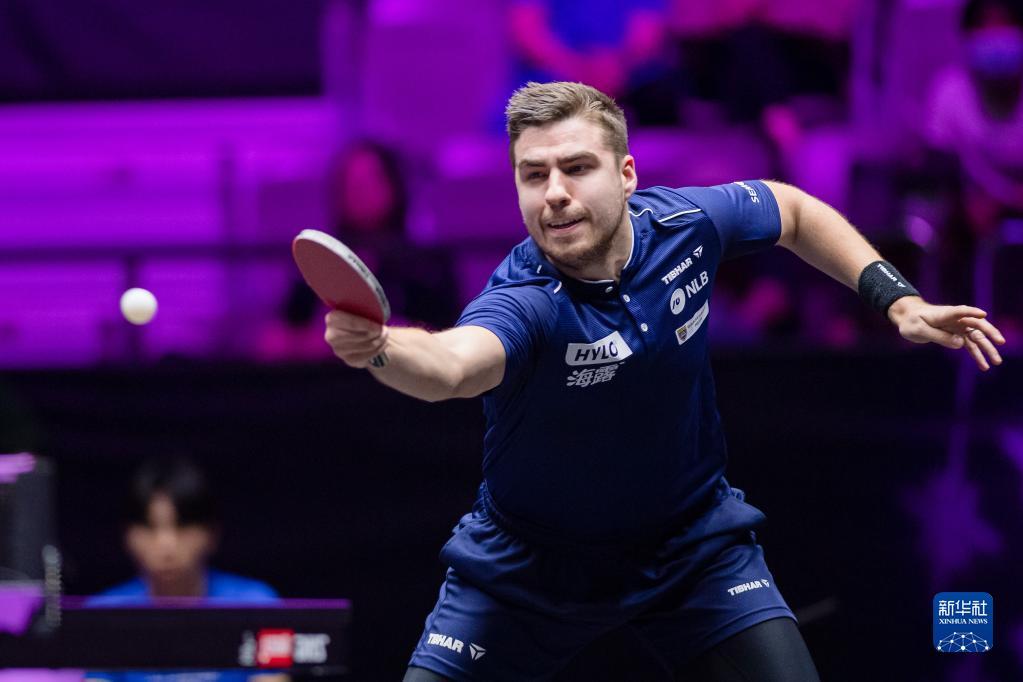 阿尔瓦雷斯 阿尔瓦雷斯