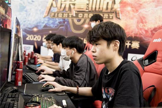 他并未因此 他并未因此