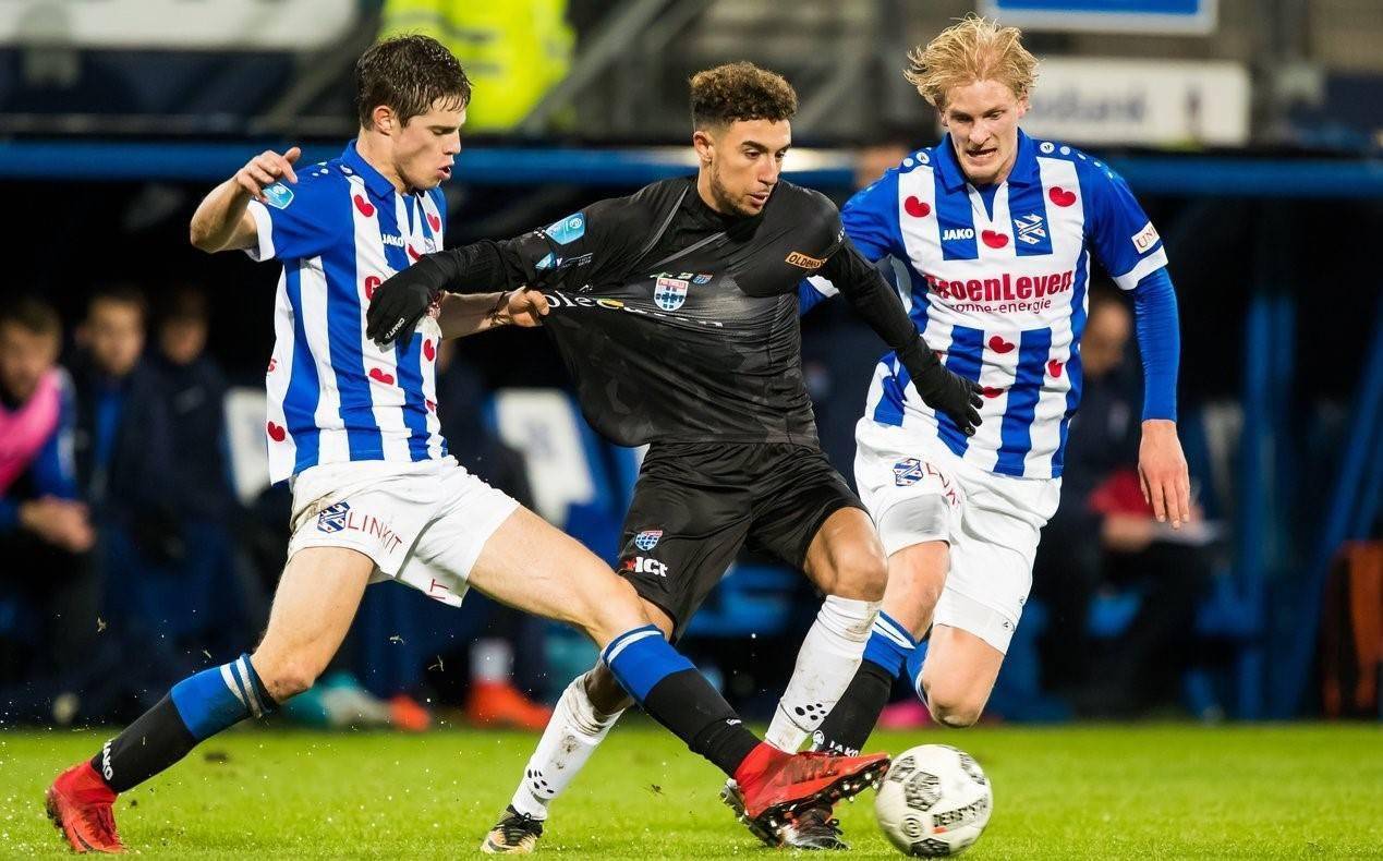 更会意外牵 更会意外牵